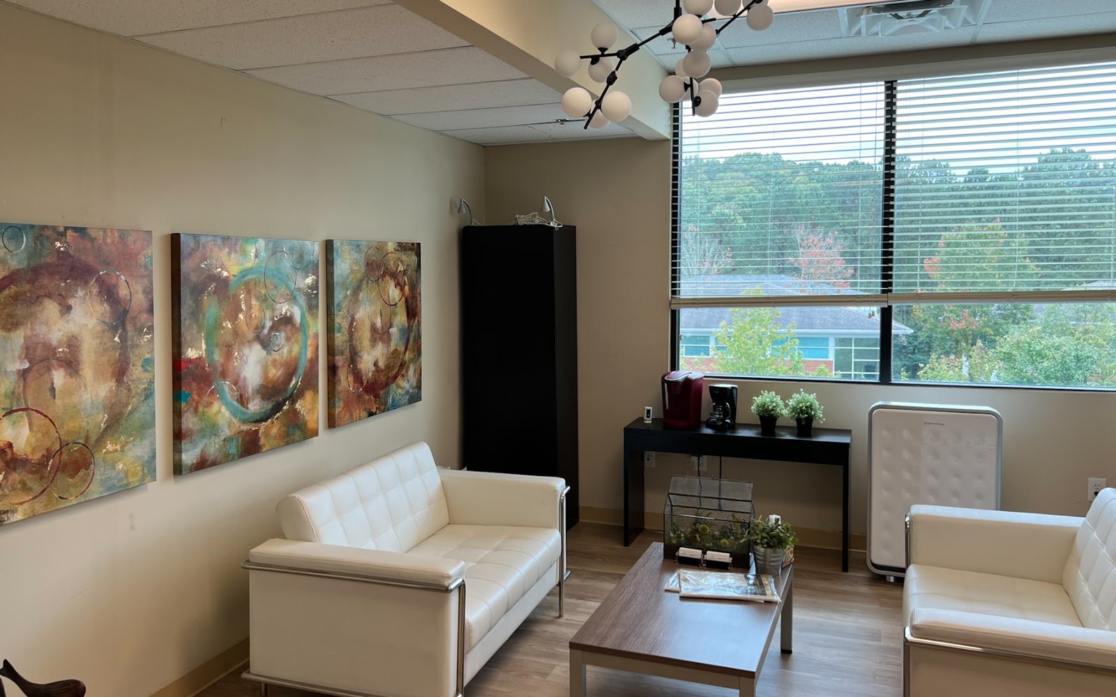 Reception lounge at the Ryan Song CPA Group office in Duluth, Georgia